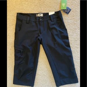 Alpine Design Black Women's Capri Pants